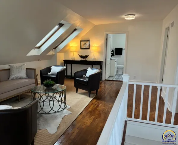 $339,777 | 507 Southwest Gage Court Circle, Topeka, KS 66606