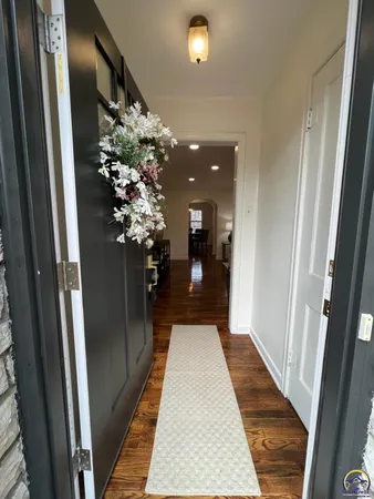 $339,577 | 507 Southwest Gage Court Circle, Topeka, KS 66606