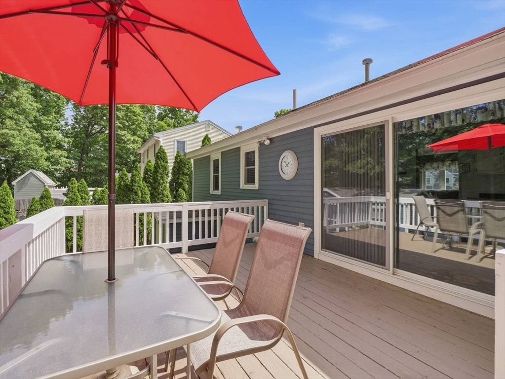 48 Oak Knoll Road Lowell, MA 01852 - Photo 33 of 41