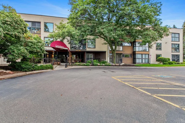 $180,000 | 2485 Canabury Drive, Unit 206, Little Canada, MN 55117