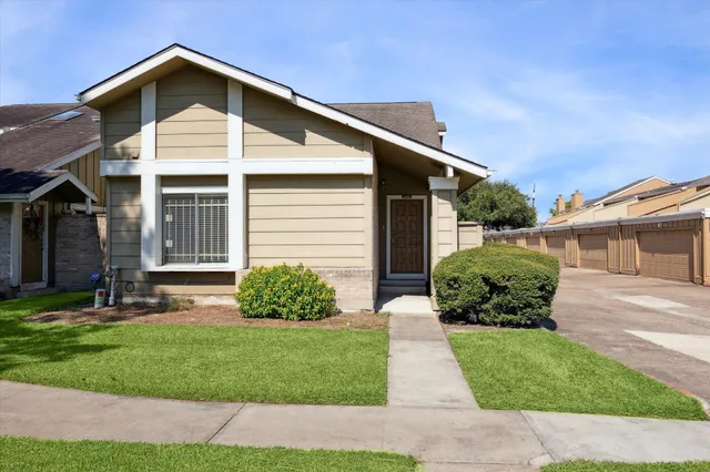 $145,000 | 6202 West Airport Boulevard, Houston, TX 77035