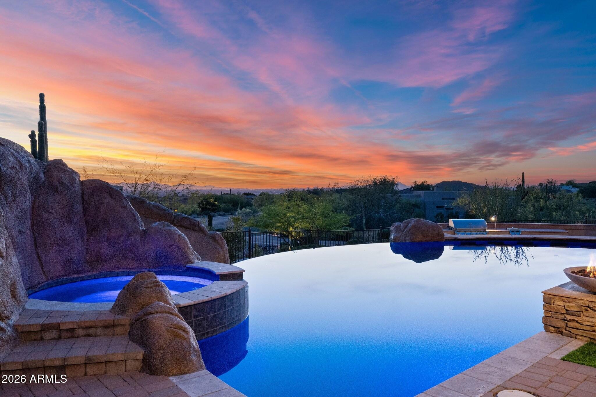 8540 East McDowell Road, Unit 21 Mesa, AZ 85207 - Photo 4 of 121 Negative Edge Pool