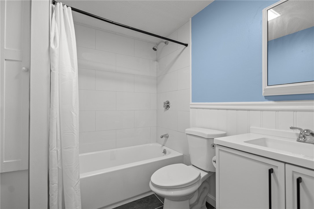 214 School Street, Unit 3 Pawtucket, RI 02860 - Photo 14 of 28