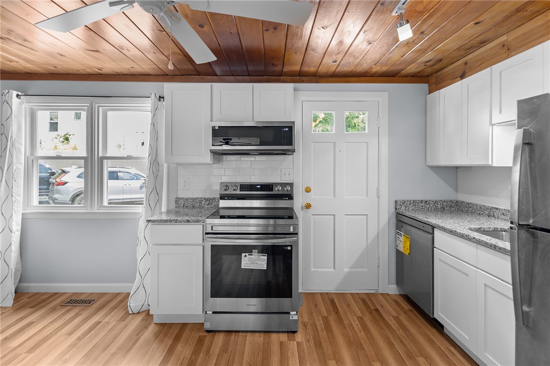 214 School Street, Unit 3 Pawtucket, RI 02860 - Photo 4 of 28