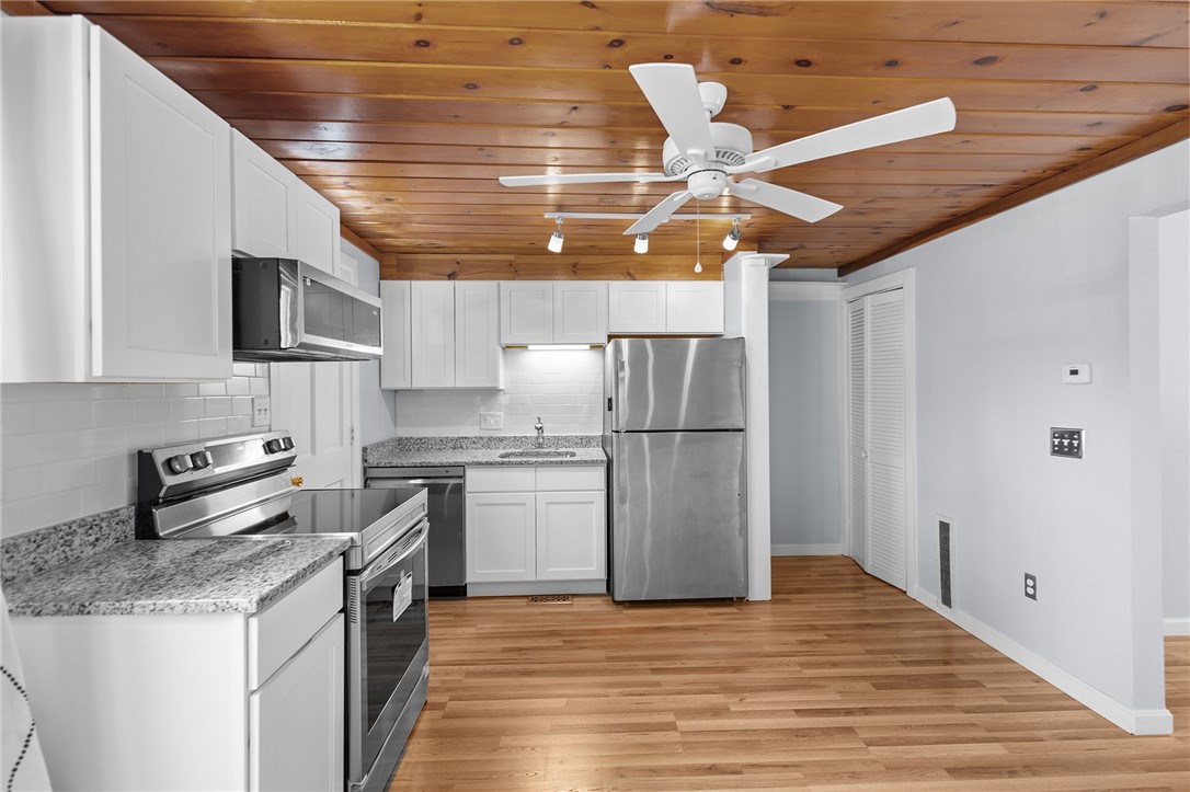 214 School Street, Unit 3 Pawtucket, RI 02860 - Photo 6 of 28