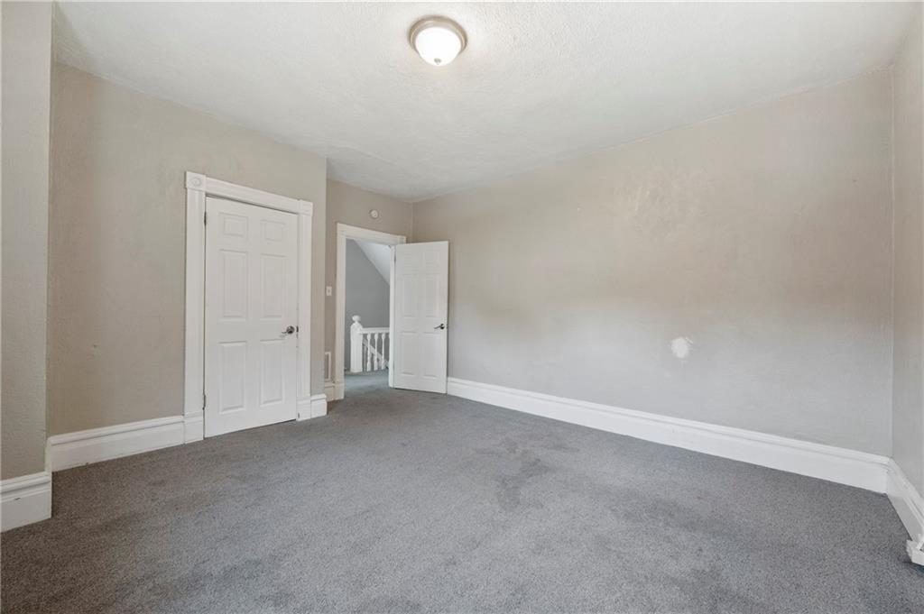 872 4th Avenue Coraopolis, PA 15108 - Photo 16 of 26