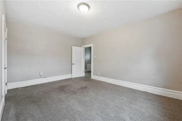 $125,000 | 872 4th Avenue, Coraopolis, PA 15108