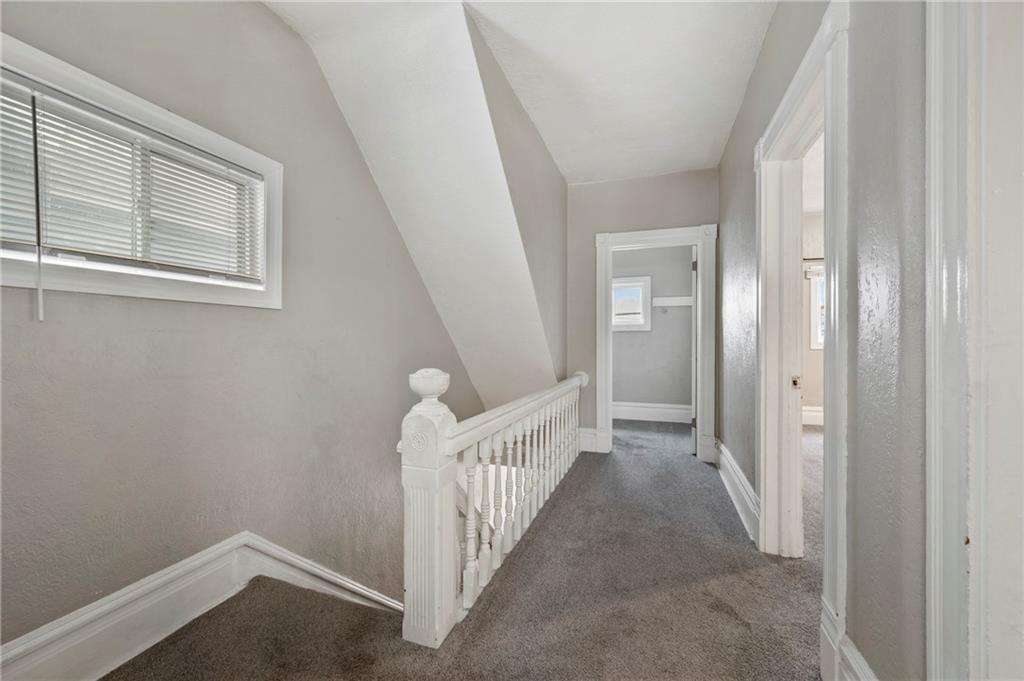 872 4th Avenue Coraopolis, PA 15108 - Photo 21 of 26