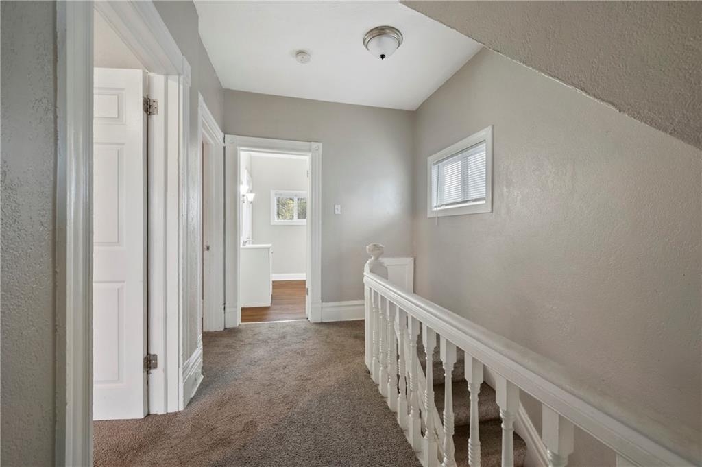 872 4th Avenue Coraopolis, PA 15108 - Photo 22 of 26