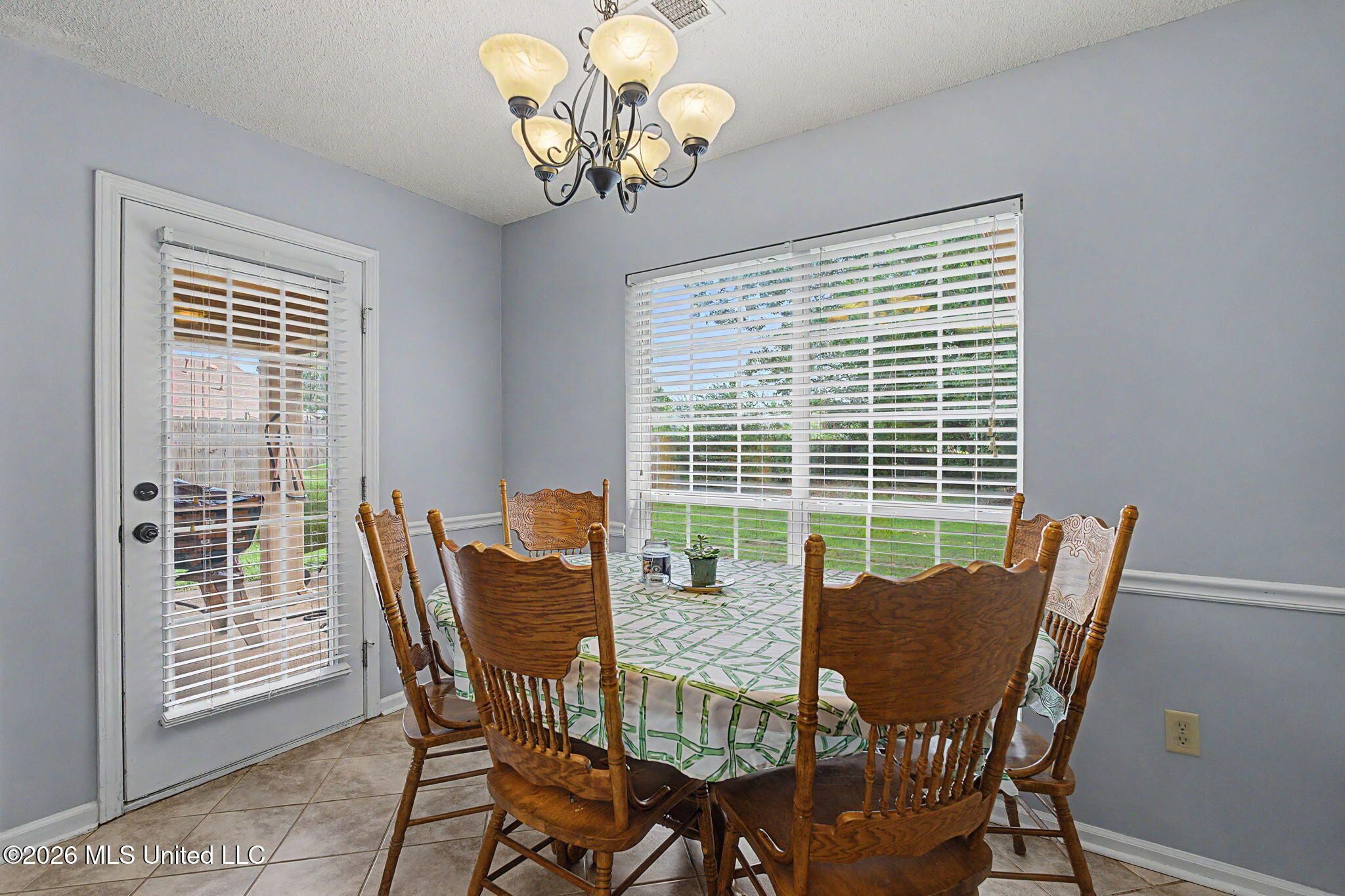 7392 Wendy Way Walls, MS 38680 - Photo 9 of 32 14-web-or-mls-7392 Wendy Way-13