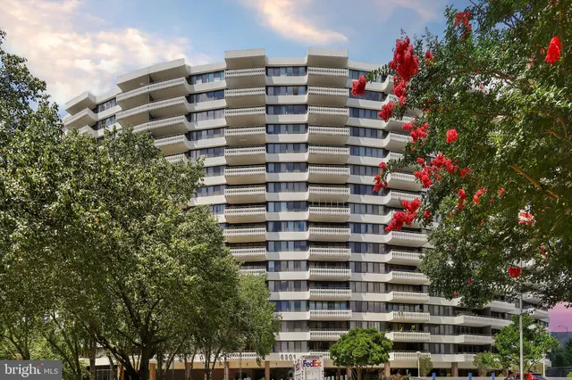 $627,000 | 6301 Stevenson Avenue, Unit 1517, Alexandria, VA 22304