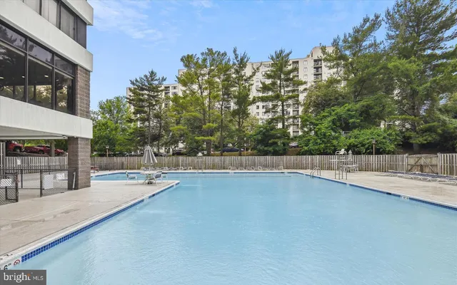 $627,000 | 6301 Stevenson Avenue, Unit 1517, Alexandria, VA 22304