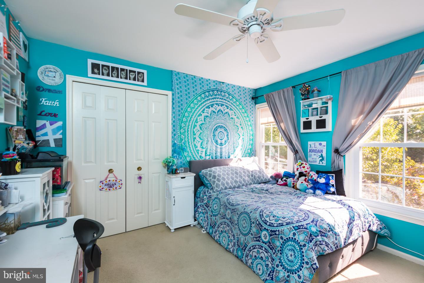 117 Country Road Sterling, VA 20165 - Photo 16 of 27 Bedroom