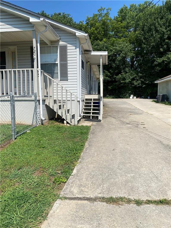 721 Mill Street Southeast Gainesville, GA 30501 - Photo 3 of 23