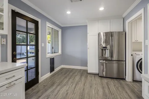 $1,100,000 | 5038 East Earll Drive, Phoenix, AZ 85018