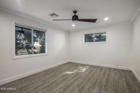 $1,100,000 | 5038 East Earll Drive, Phoenix, AZ 85018