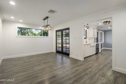 $1,100,000 | 5038 East Earll Drive, Phoenix, AZ 85018