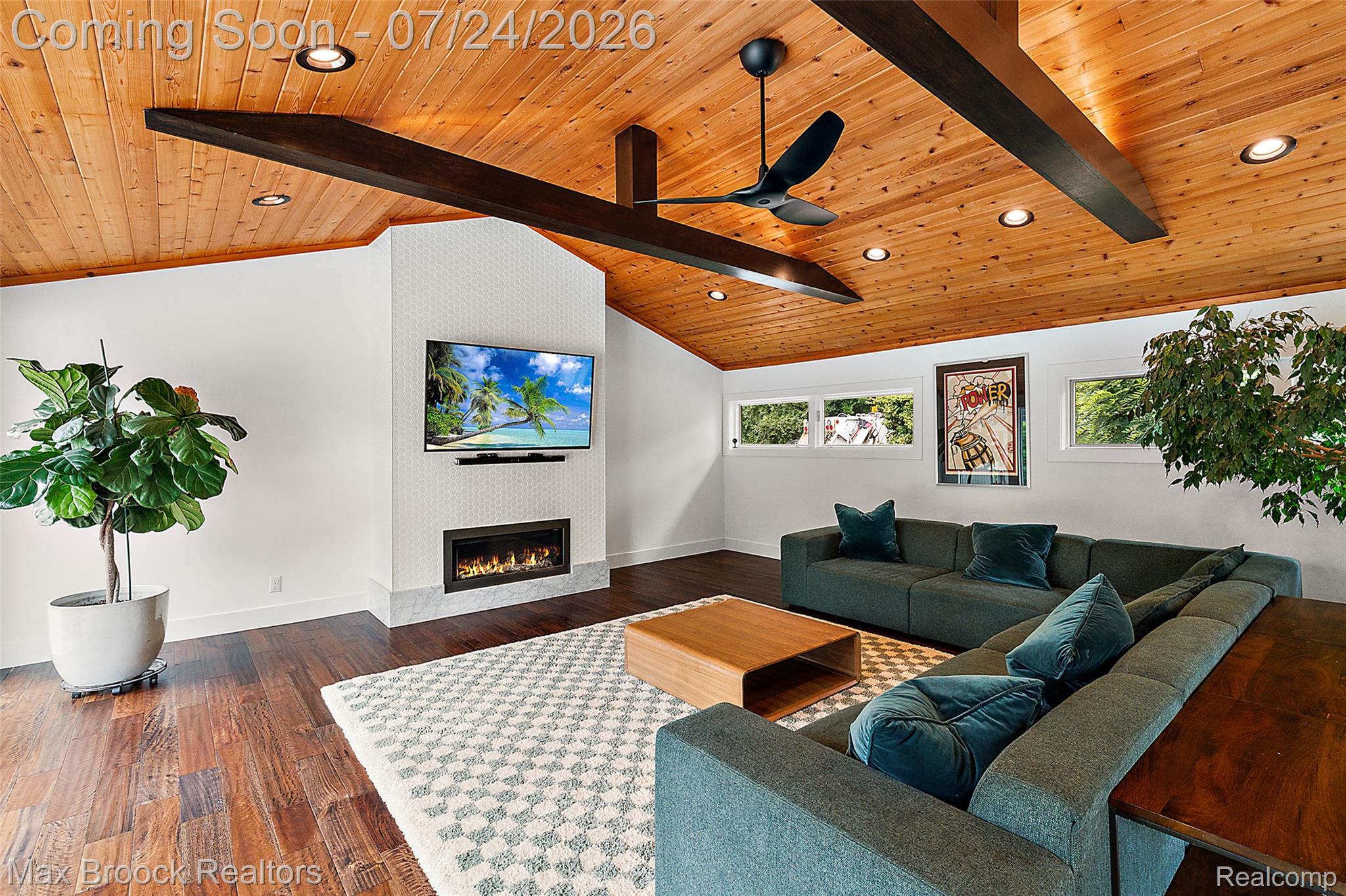 5553 Commerce Road West Bloomfield, MI 48324 - Photo 21 of 70 022-5553 Commerce-22.jpg