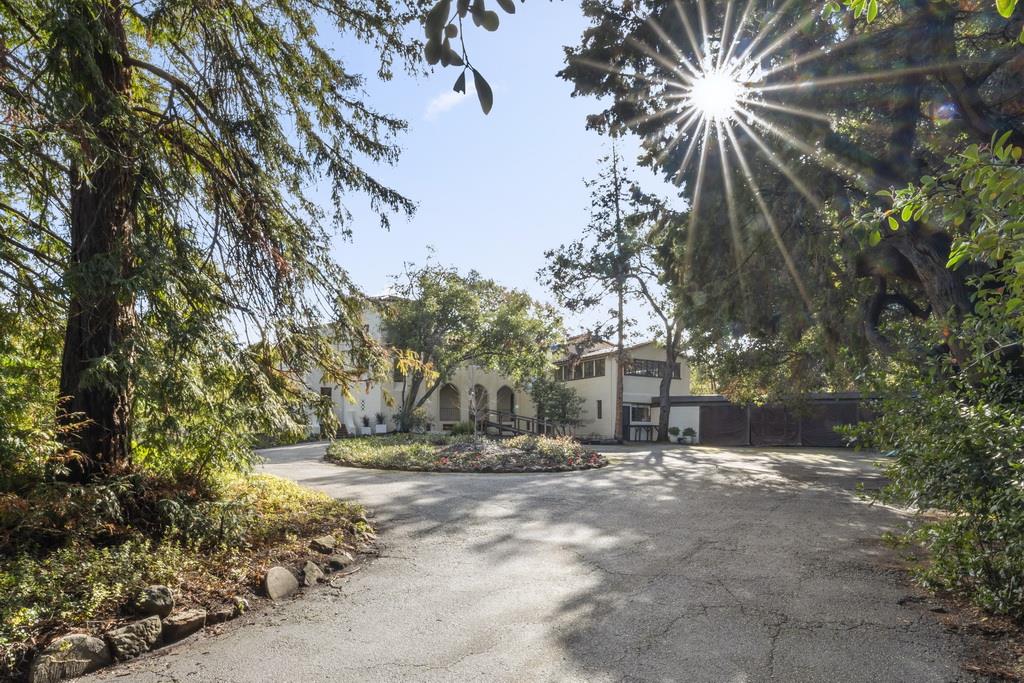 440 Gerona Road Stanford, CA 94305 - Photo 3 of 78 a view of outdoor space with trees