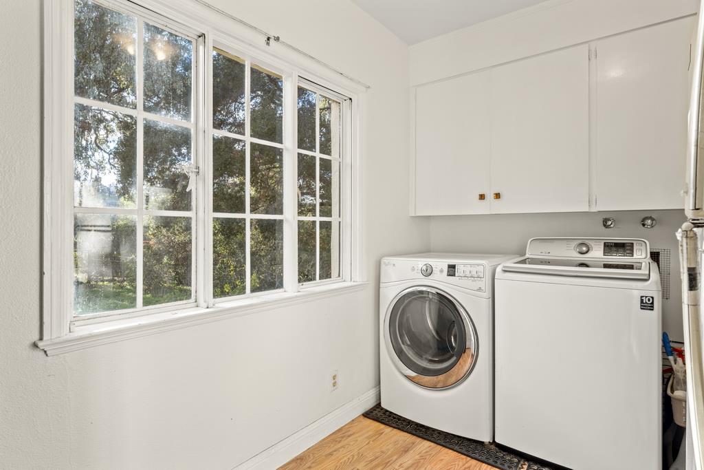 440 Gerona Road Stanford, CA 94305 - Photo 37 of 78 a utility room with dryer and washer