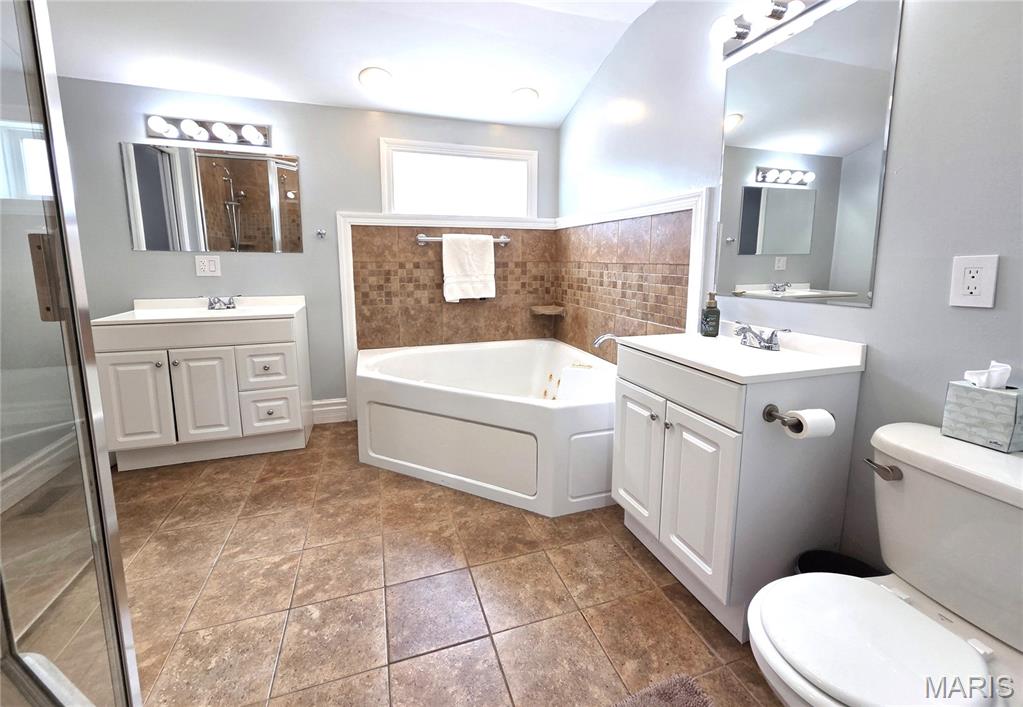 8261 Watson Road Webster Groves, MO 63119 - Photo 20 of 31