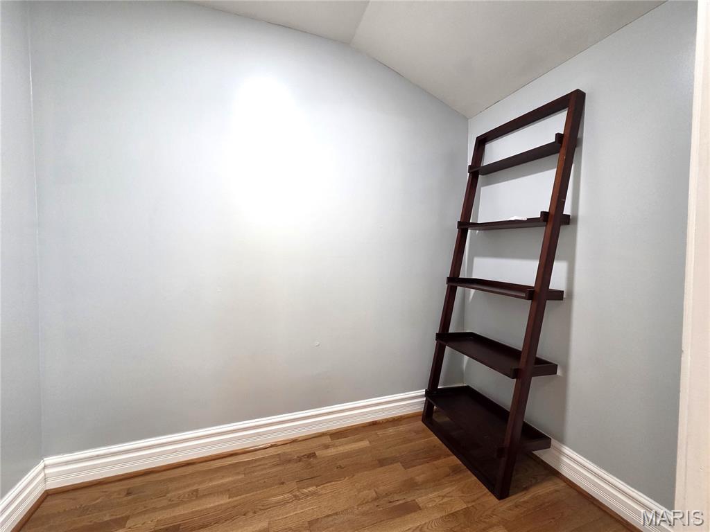 8261 Watson Road Webster Groves, MO 63119 - Photo 22 of 31