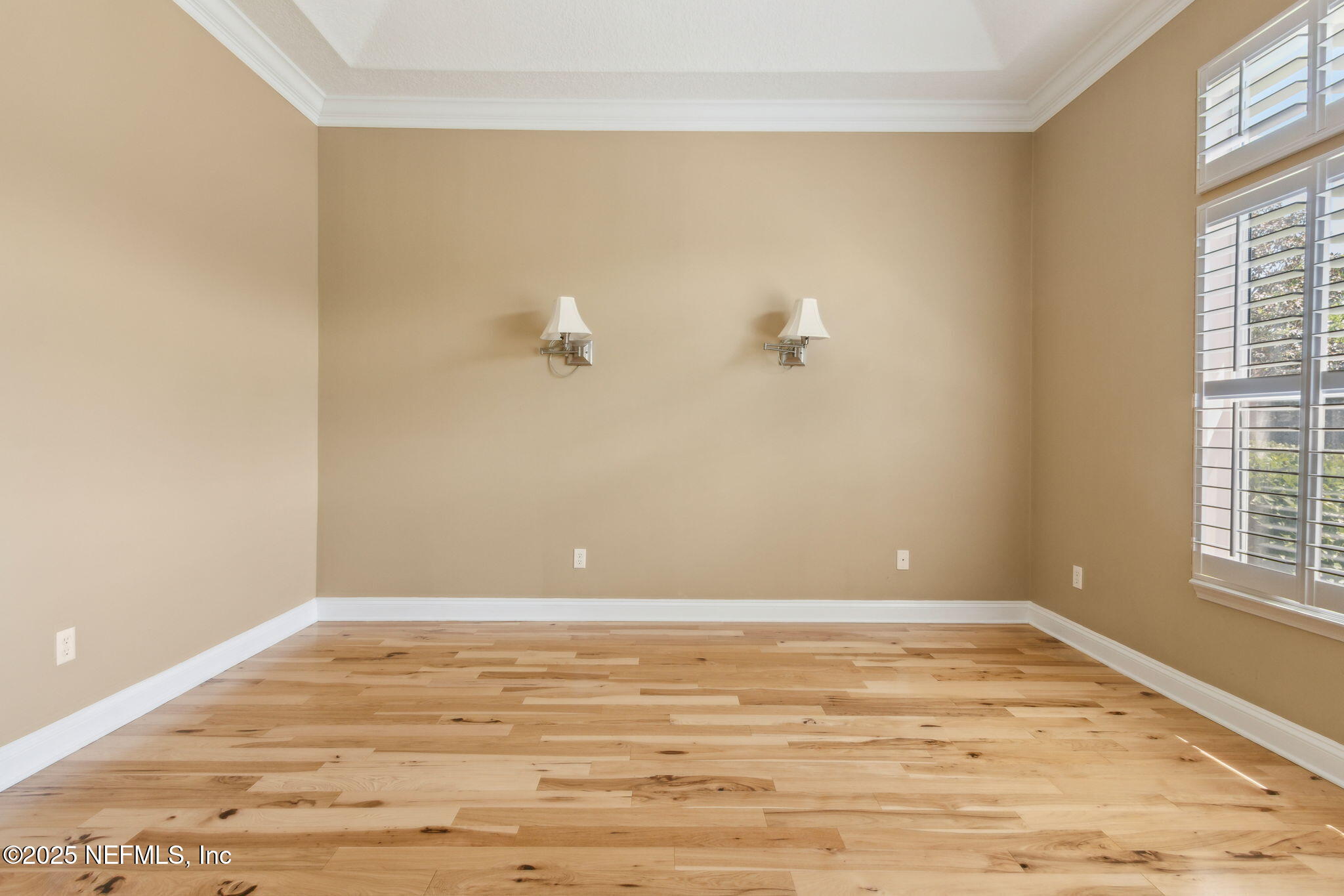357 Edge Of Woods Road St. Augustine, FL 32092 - Photo 32 of 85 Adult Bedroom w/ wall Lanterns