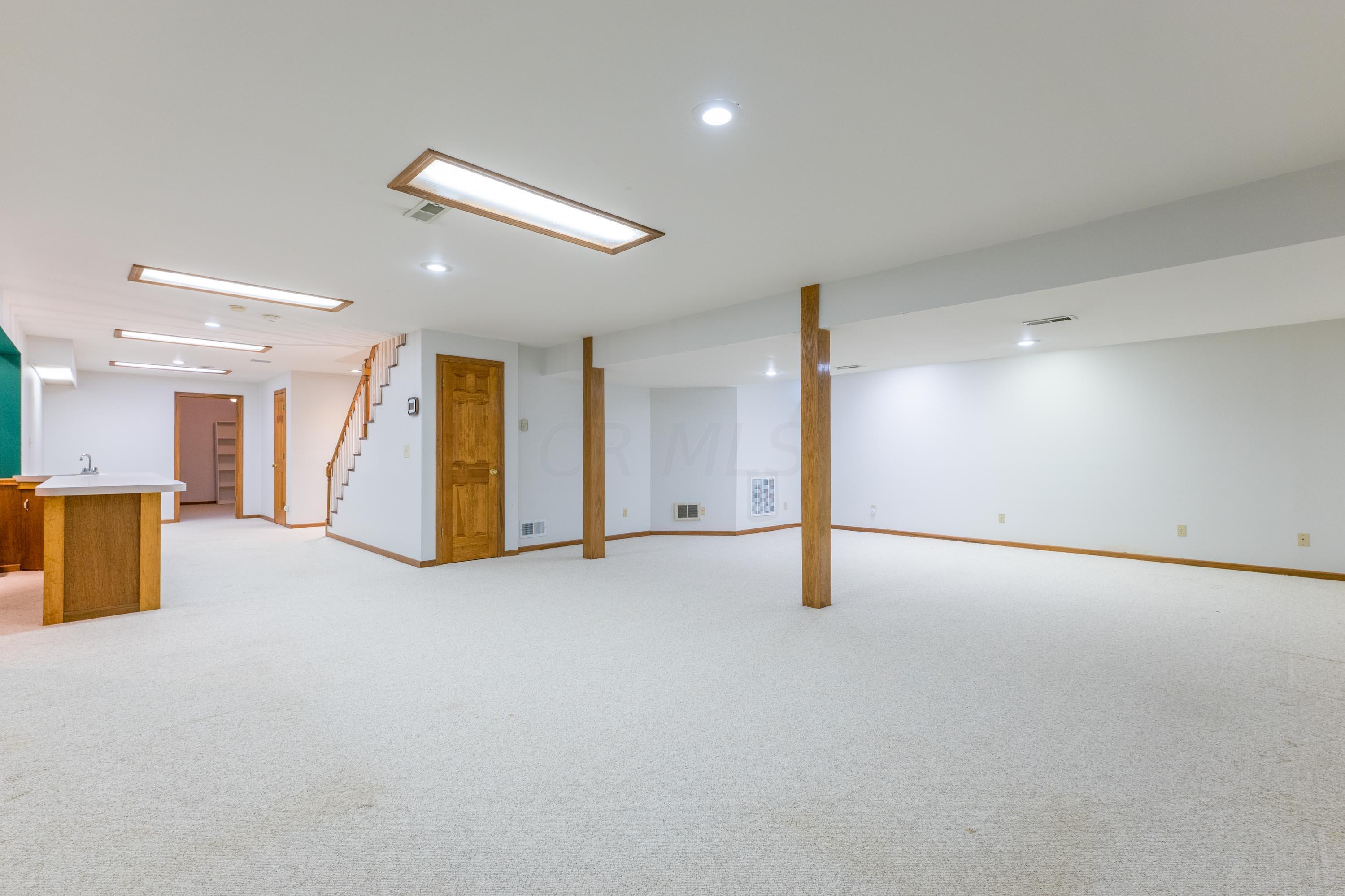 7807 Roberts Road Hilliard, OH 43026 - Photo 81 of 99 089P1635118