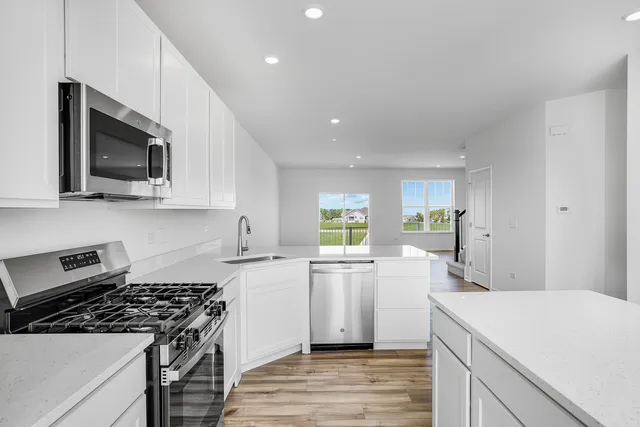 $383,599 | 105 Harvest Lane, West Dundee, IL 60118