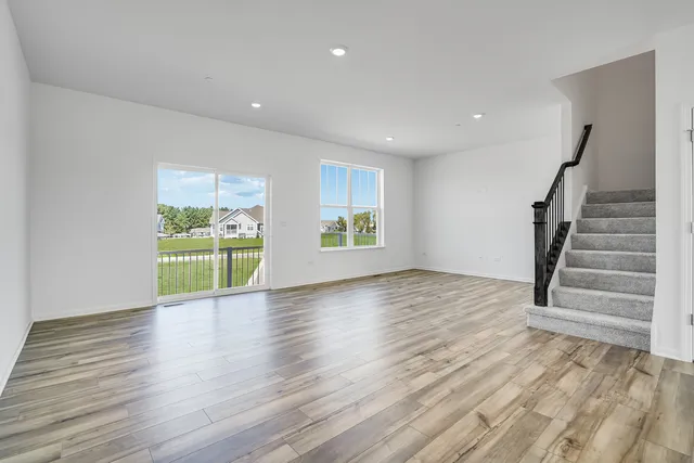 $383,599 | 105 Harvest Lane, West Dundee, IL 60118