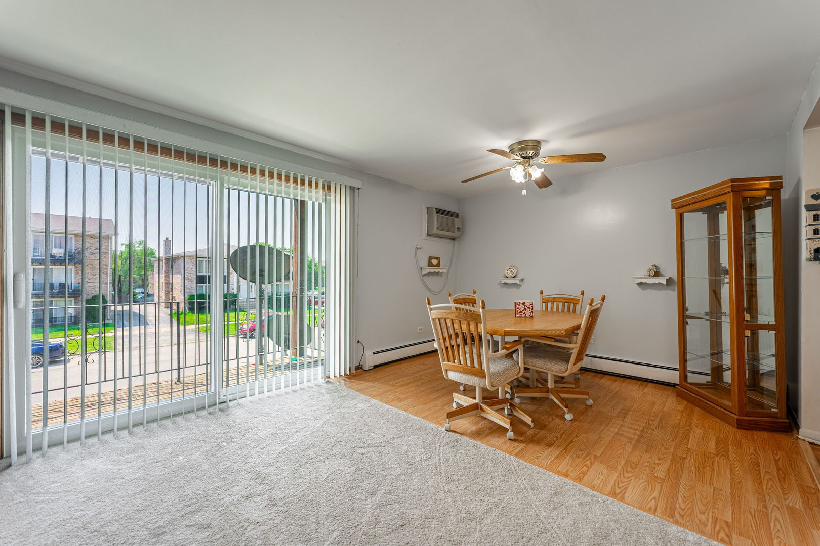 7100 99th Street, Unit 204 Chicago Ridge, IL 60415 - Photo 5 of 18 a workspace with furniture and a window