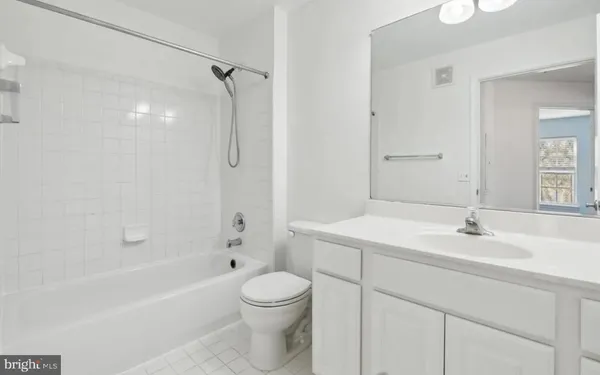 $3,100 | 4151 Castlecary Lane, Fairfax, VA 22030