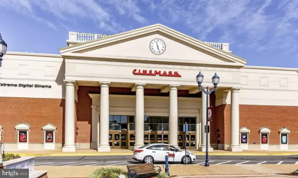 $3,100 | 4151 Castlecary Lane, Fairfax, VA 22030