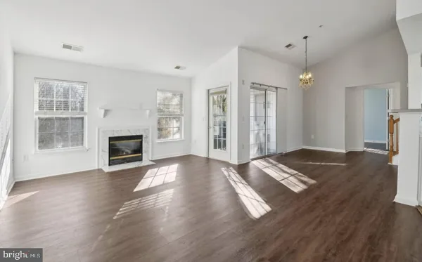 $3,100 | 4151 Castlecary Lane, Fairfax, VA 22030