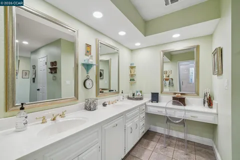 $2,995,000 | 1933 Joseph Drive, Moraga, CA 94556