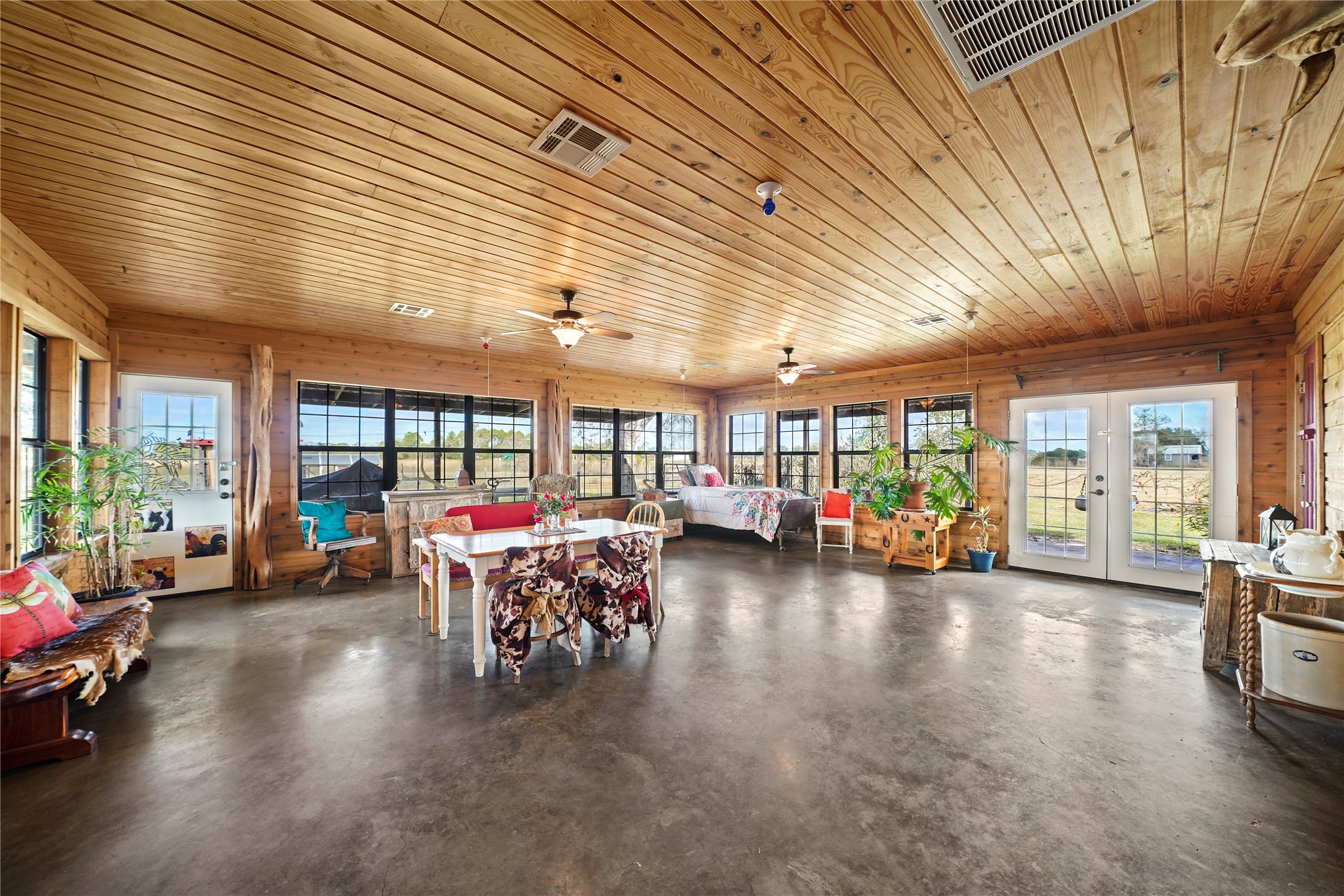 6710 Boothline Road Richmond, TX 77469 - Photo 17 of 43 a view of a room with gym equipment