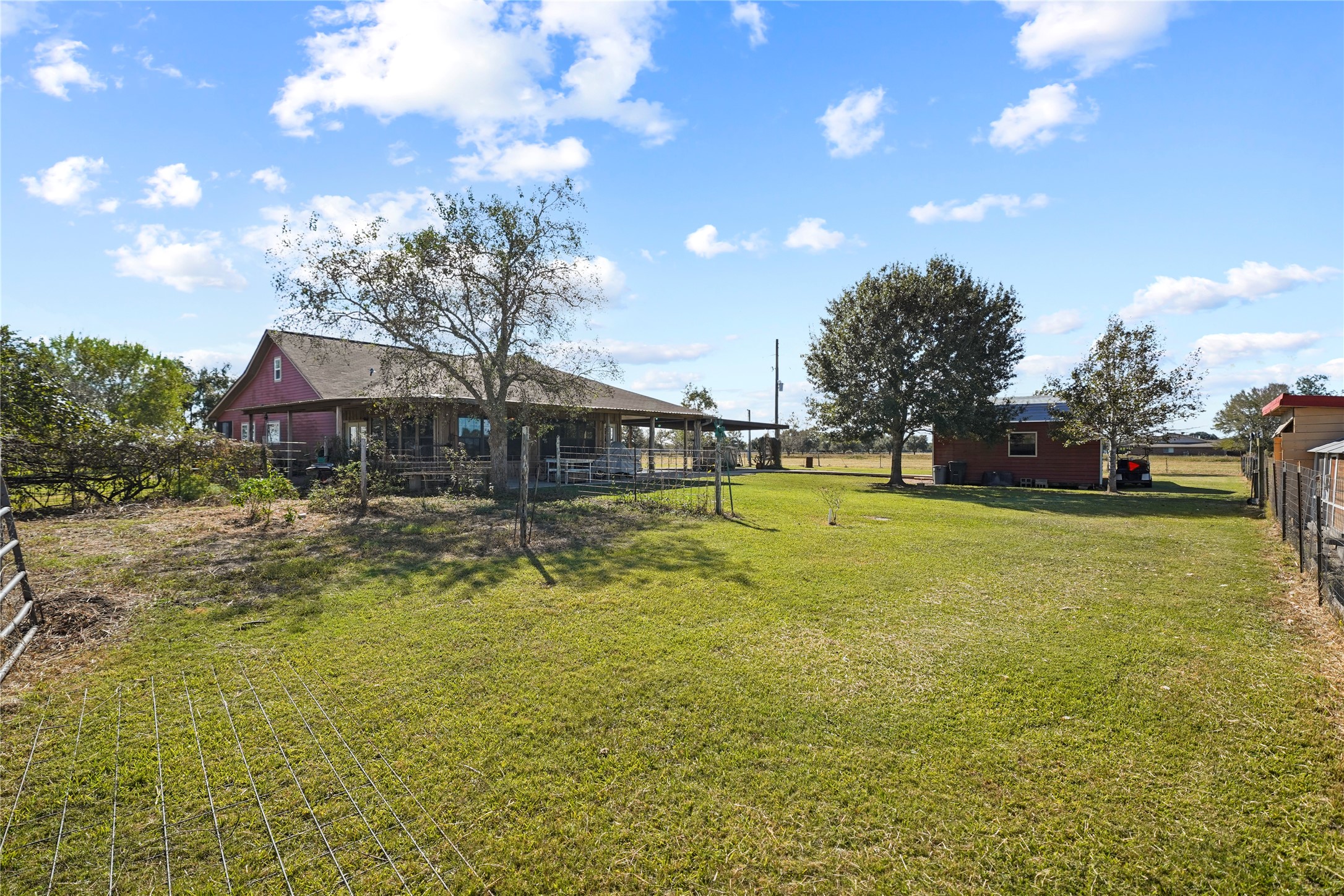 6710 Boothline Road Richmond, TX 77469 - Photo 33 of 43 a front view of house with swimming pool