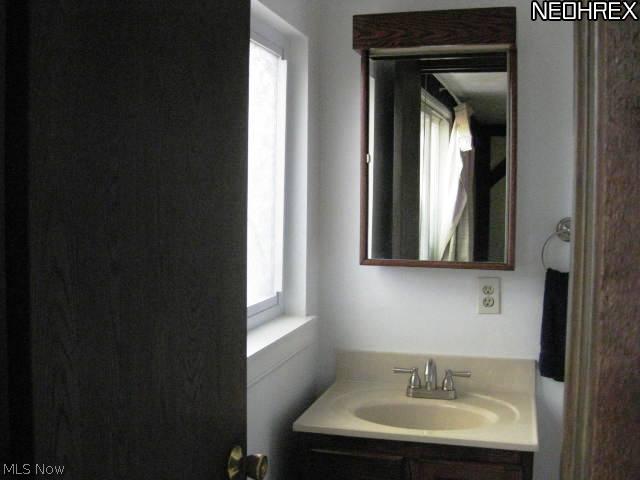 6690 Carsten Road Medina, OH 44256 - Photo 18 of 21 Gallery Image 18