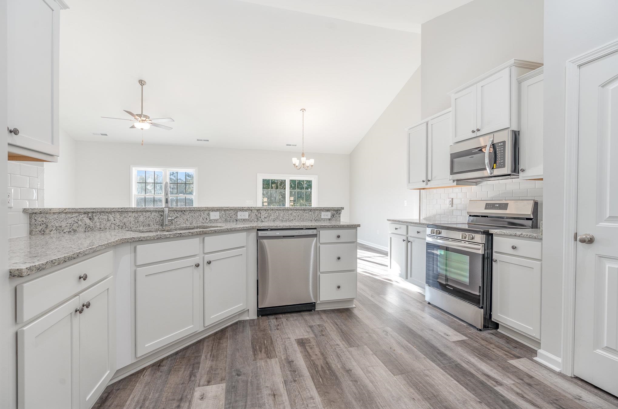 65 Bennington Court Georgetown, SC 29440 - Photo 10 of 35