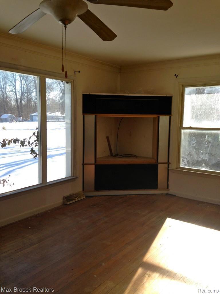 14090 Lenmoore Road Belleville, MI 48111 - Photo 11 of 23 IMG_2632.jpg