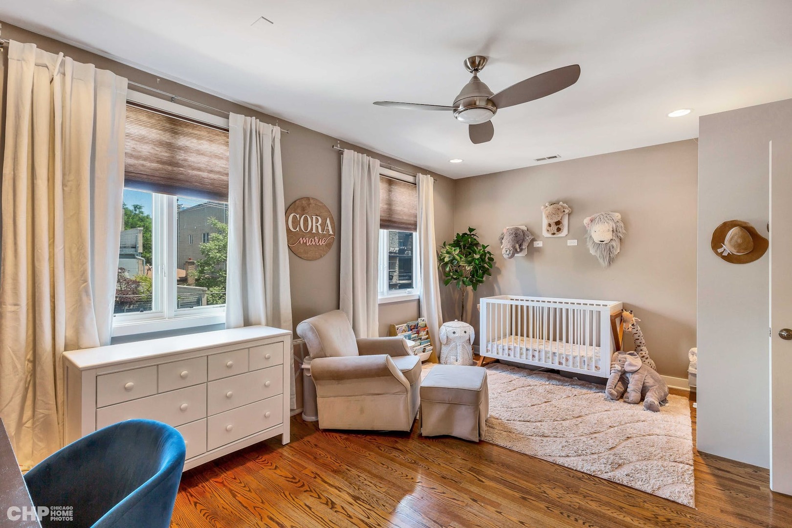 1331 North Mohawk Street, Unit 3 Chicago, IL 60610 - Photo 15 of 28 a living room with furniture and a large window