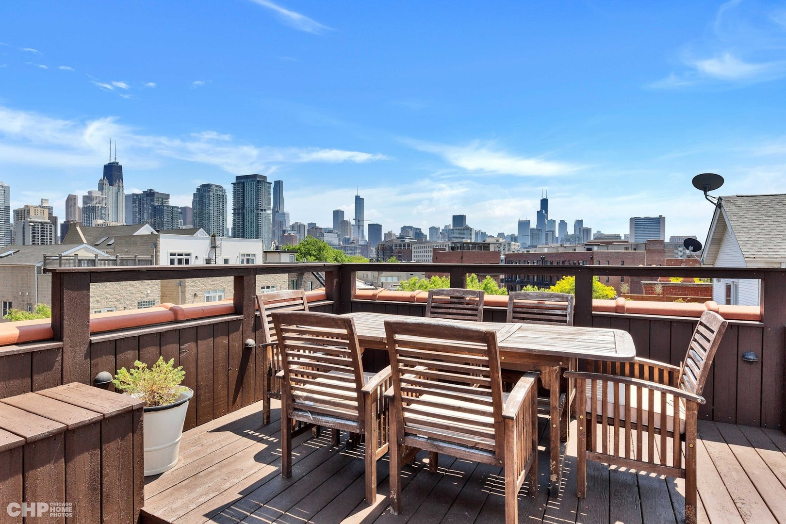 1331 North Mohawk Street, Unit 3 Chicago, IL 60610 - Photo 23 of 28 a view of a balcony with city view