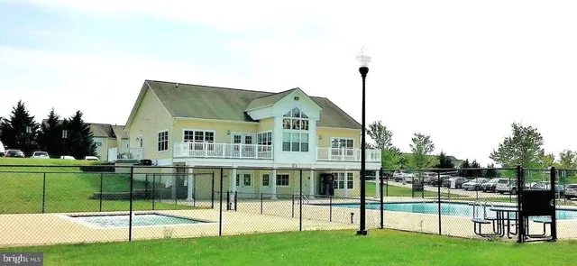 $269,900 | 301 Tiree Court, Unit 303, Abingdon, MD 21009