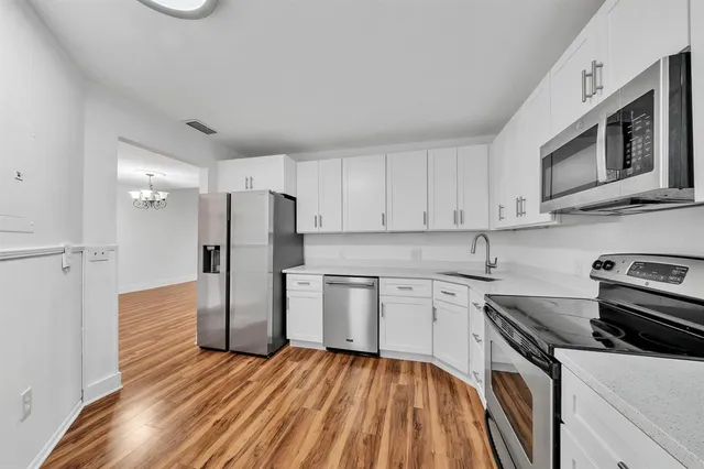 $2,600 | 4111 Coral Tree Circle, Unit 324, Coconut Creek, FL 33073