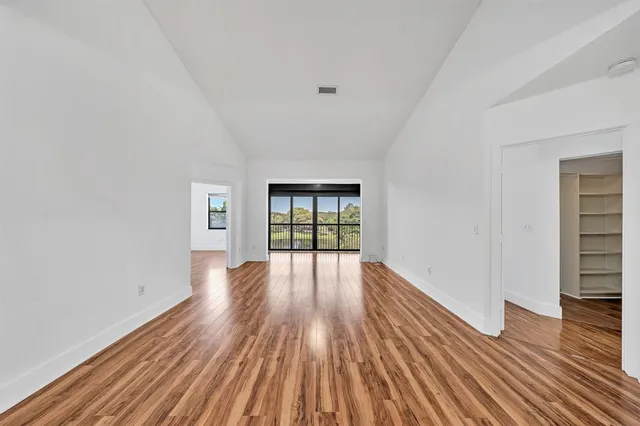 $2,600 | 4111 Coral Tree Circle, Unit 324, Coconut Creek, FL 33073