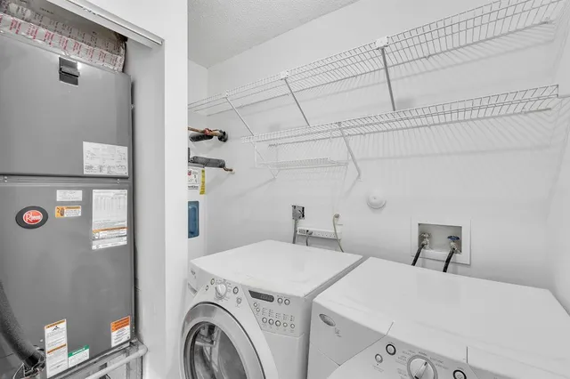 $2,600 | 4111 Coral Tree Circle, Unit 324, Coconut Creek, FL 33073