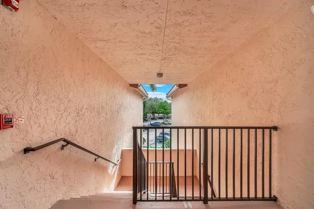 $2,600 | 4111 Coral Tree Circle, Unit 324, Coconut Creek, FL 33073