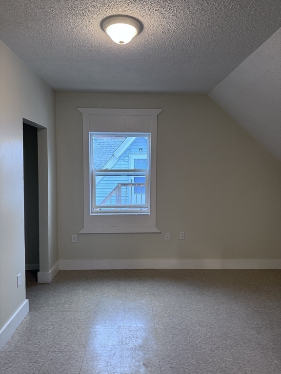 191 Walnut Street, Unit 3 Holyoke, MA 01040 - Photo 4 of 8