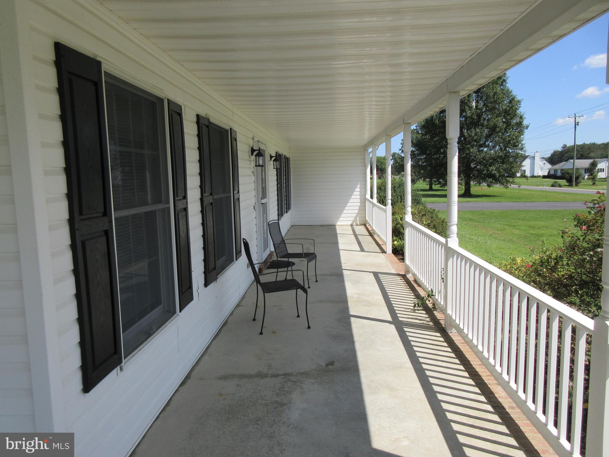 991 Church Hill Road Milford, DE 19963 - Photo 4 of 55 Front porch