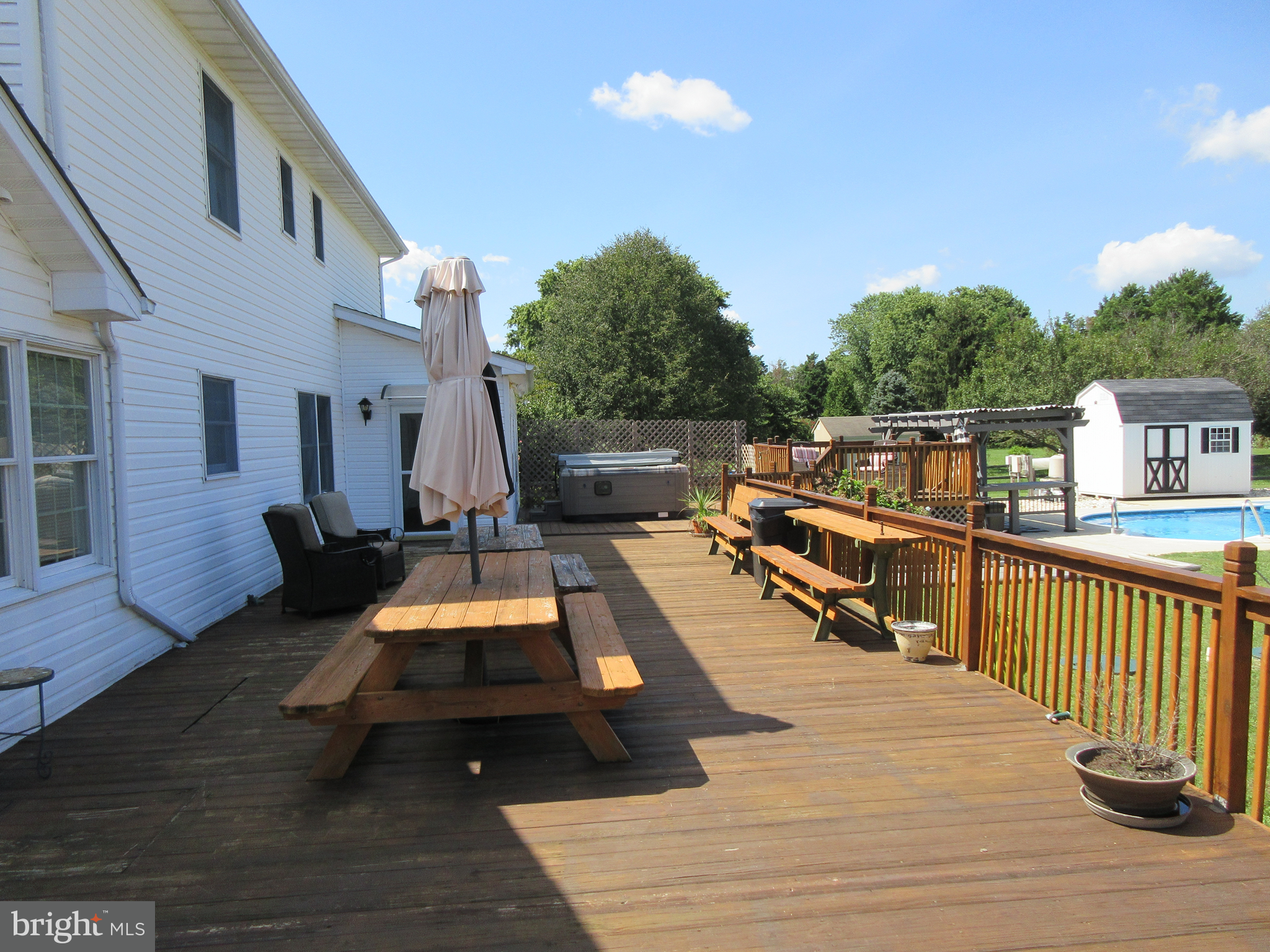 991 Church Hill Road Milford, DE 19963 - Photo 42 of 55 Deck